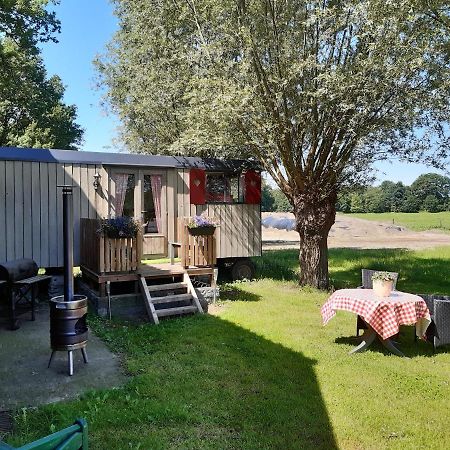 Apartmán Pipowagen 'Klein Hoonhorst' Putten Exteriér fotografie