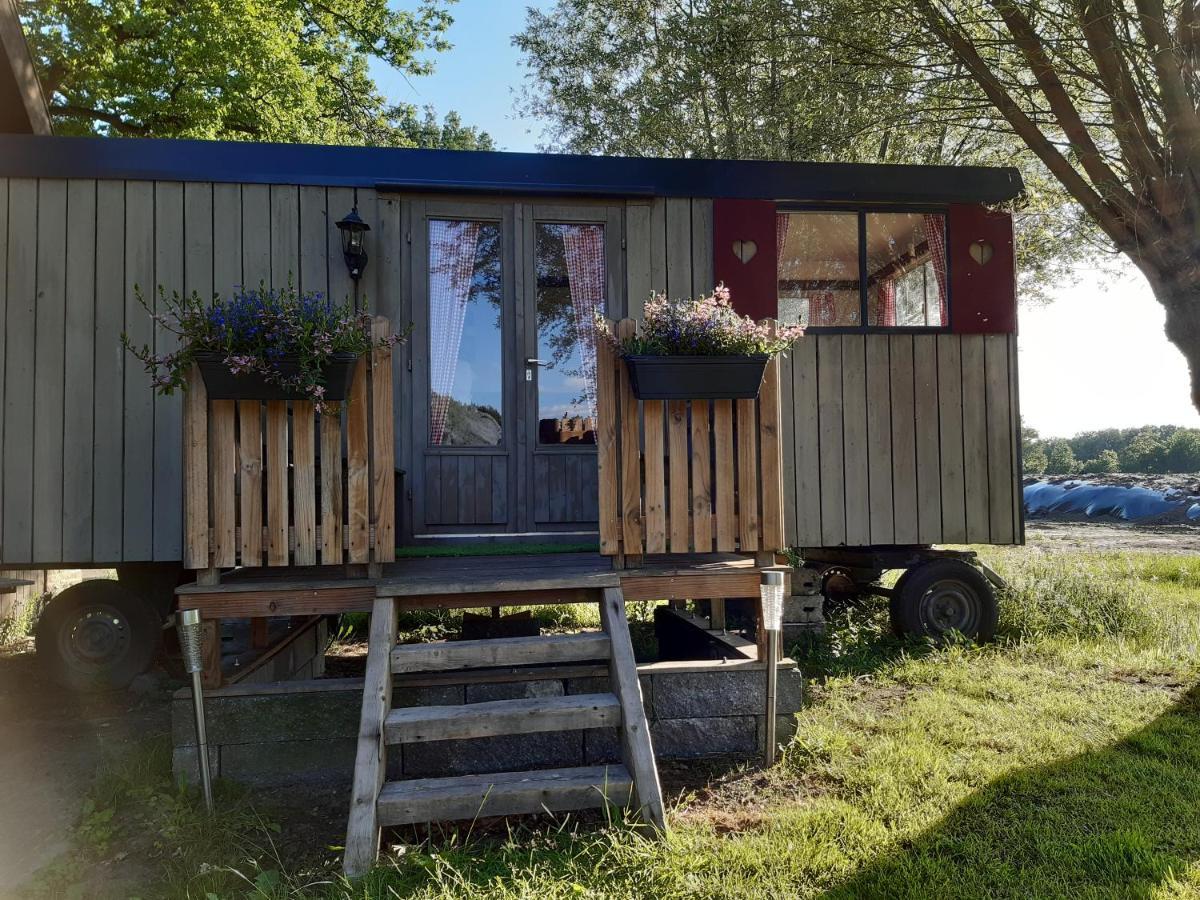 Apartmán Pipowagen 'Klein Hoonhorst' Putten Exteriér fotografie